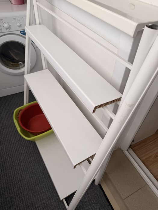 Стеллаж продам для цветов