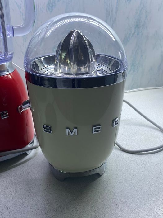 Соковыжималка smeg новый