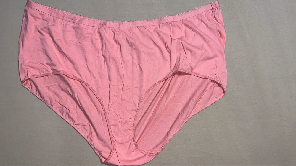 Дамско долно бельо размер 16