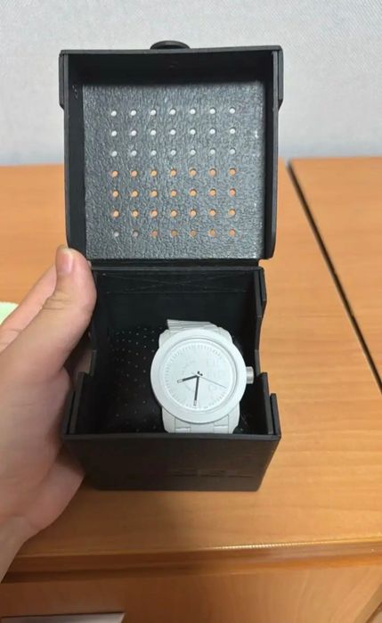 Продам часы Diesel