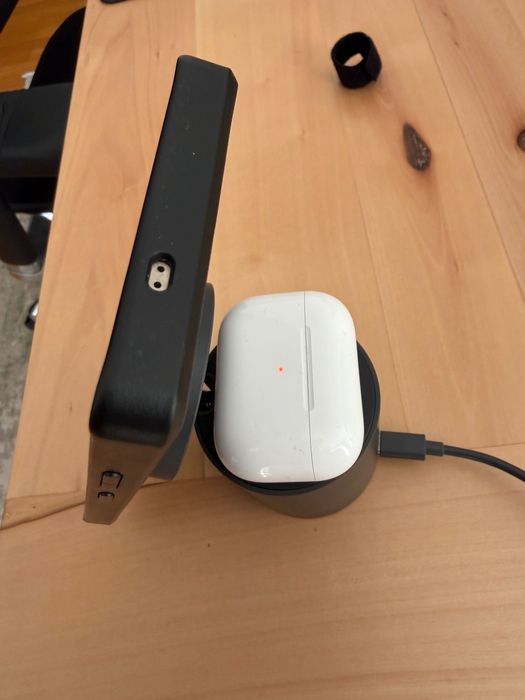 Anker 623 - Incarcator Magnetic Wireless 2-in-1 (MagGo)