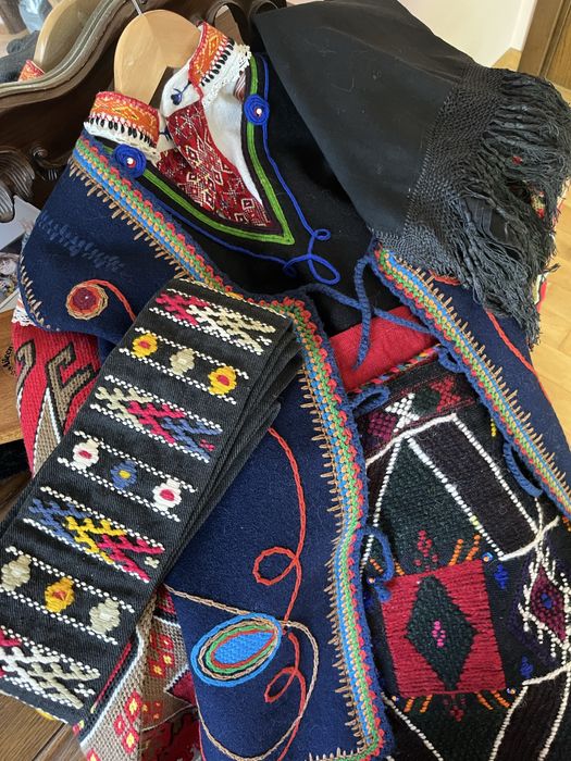 Авторска народна носия едвнична бройка