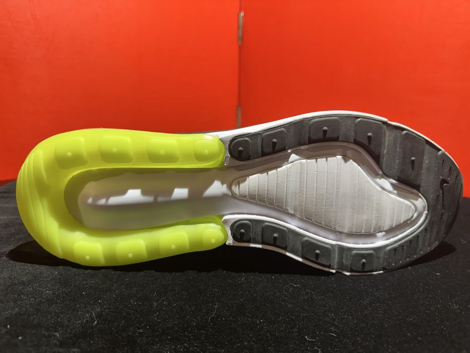 Оригинални! Nike Air Max 270 - 49.5 Shoemag