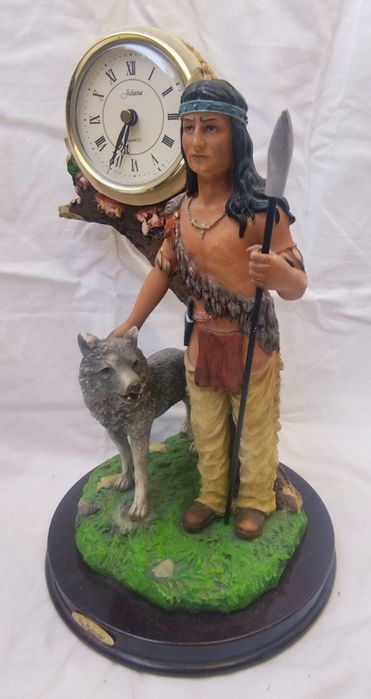 Figurină decorativă Indian cu ceas cu quartz, din rașină acrilică