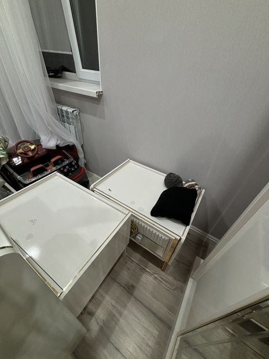 Шкаф с тумбочками