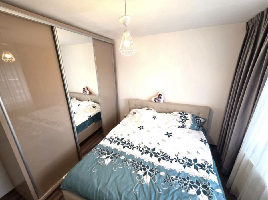 Direct Proprietar Vand apartament cu doua camere! Se vinde !!COMPLET MOBILAT!!
