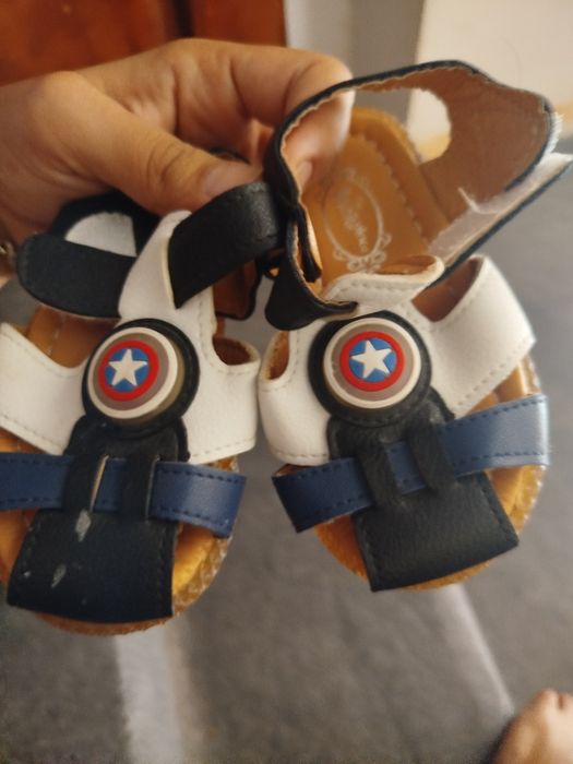 Ойок кийимла сотилади енгисиям бор