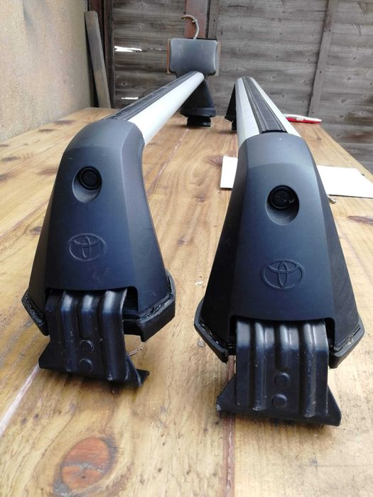 Оригинални греди, багажник за Тойота Авенсис 2 и 3 седан 2003-2018