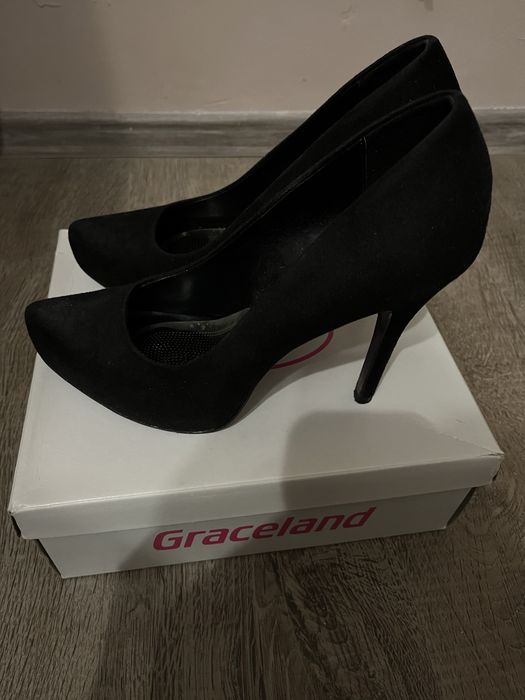 Черни токчета 40 номер