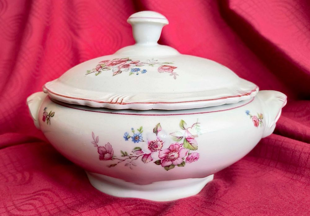 Порцеланов супник - 6 броя