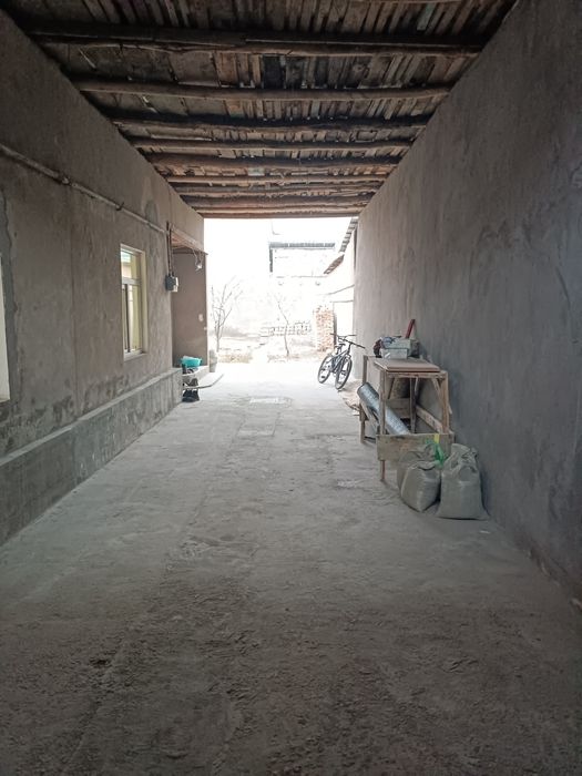 Срочно Продаю Участок  На Янгиабодэ Соток 3.5 В дол дороги