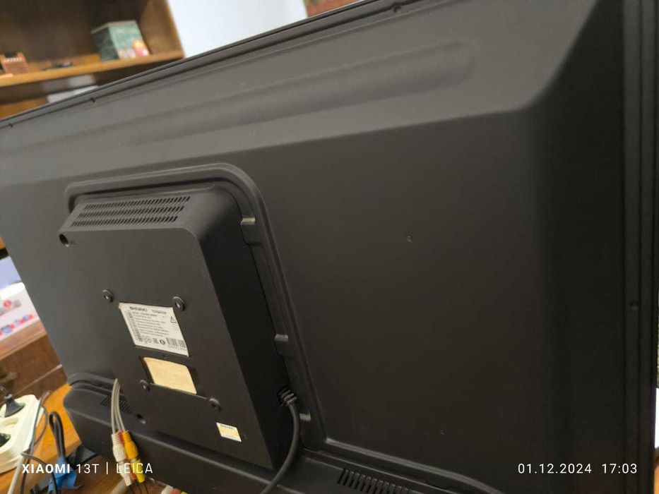 Телевизор SHIVAKI 32 SH90G SMART