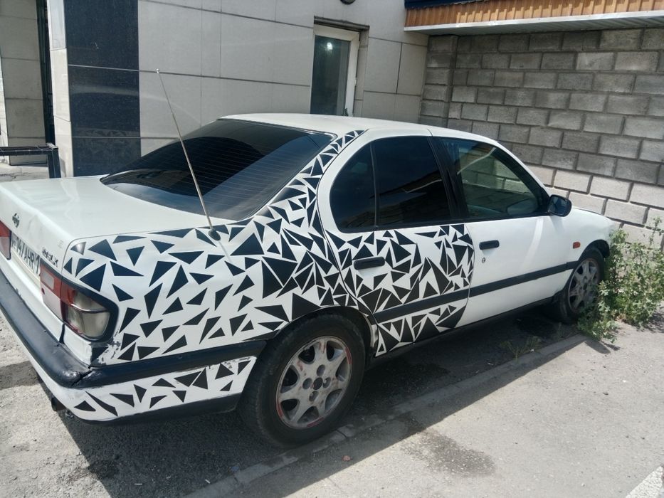Продам машину, Нисан примера  Р10 автомат
