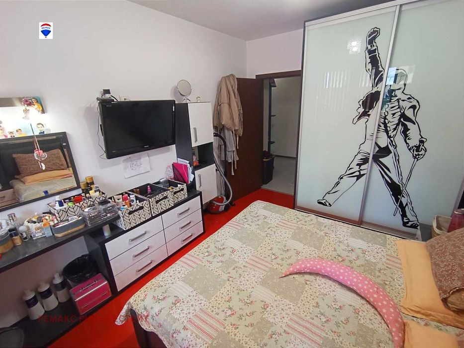 Продава се Двустаен апартамент в Русе, Ялта - 77 кв.м за 1137 €/кв.м - Снимка #3