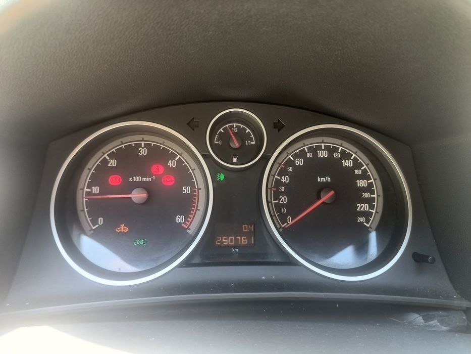 Опел Астра Х(Z17DTR)НА ЧАСТИ