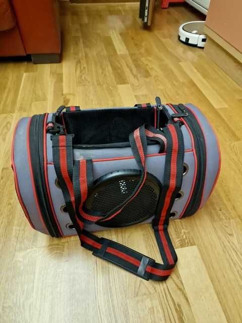 Продавам чанта-сак за пренасяне на животни