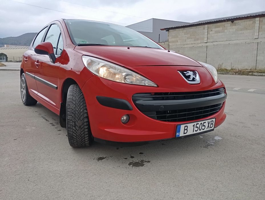 Пежо 207 1.4 газ