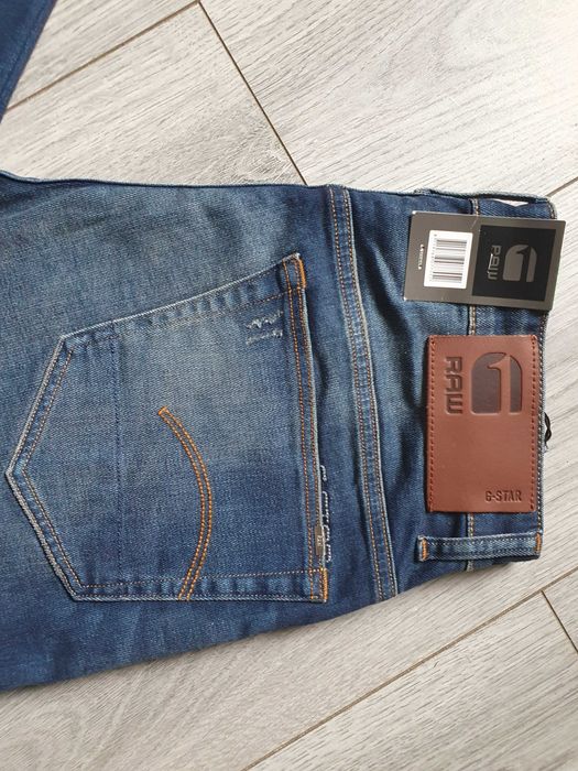 Blugi G-STAR RAW "3301 Relaxed" - Marime W31 L34 (Talie 84 cm)