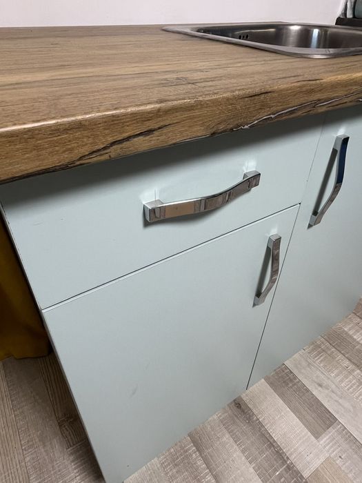 НОВ Кухненски шкаф