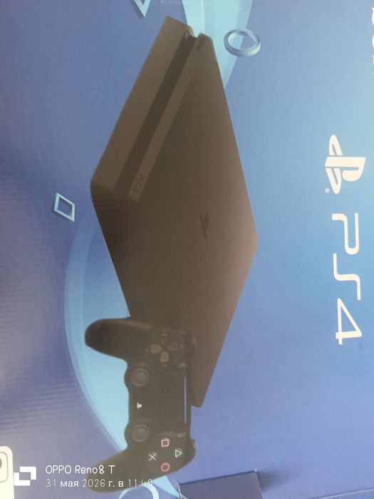 PlayStation 4 slim