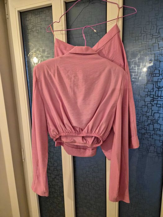 Дамски костюм от две части