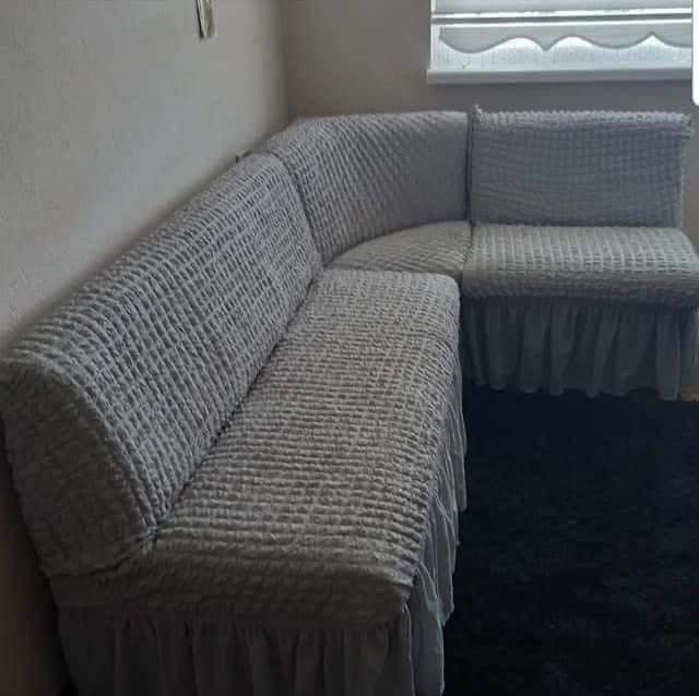 Еластични калъфи в три части за кухненски дивани