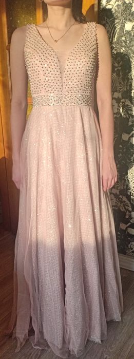 Платье на выпускной вечер