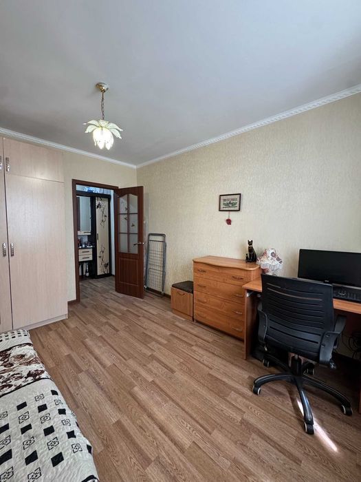 Продам квартиру район Центра!