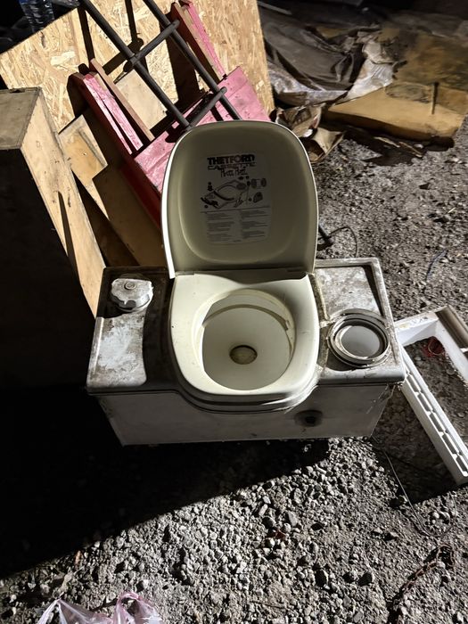 Тоалетна чиния шкав+касета за кемпер/каравана