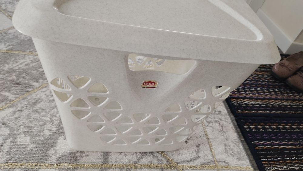 Продам корзину для белья