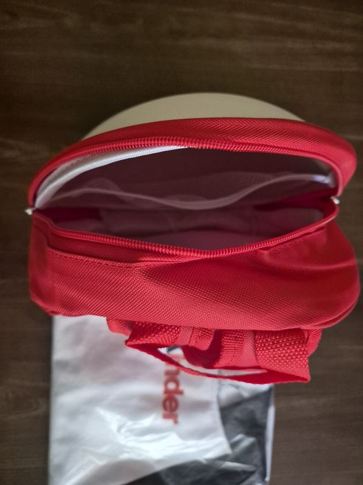 Детска раница  Kinder и пончо
