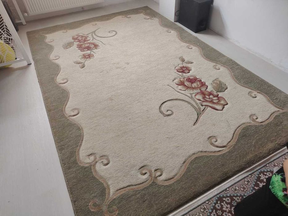 Продам ковер 2*3