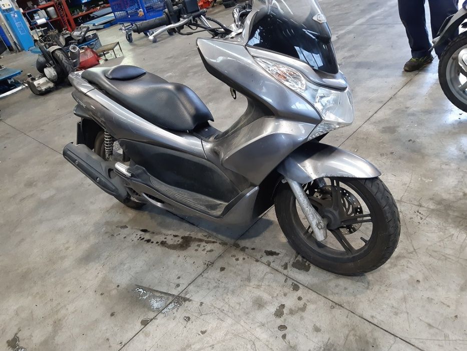Скутер Хонда ПЦХ (Honda PCX 125 2010/14г,PCX 150 2020/24г)-На част