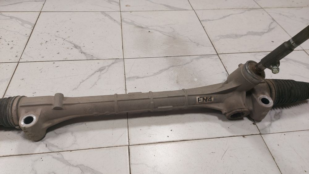 Рулевая рейка Toyota Alphard