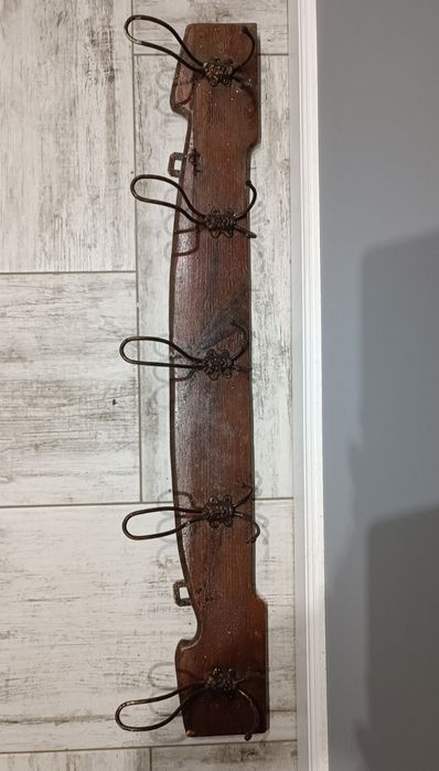 Антична закачалка