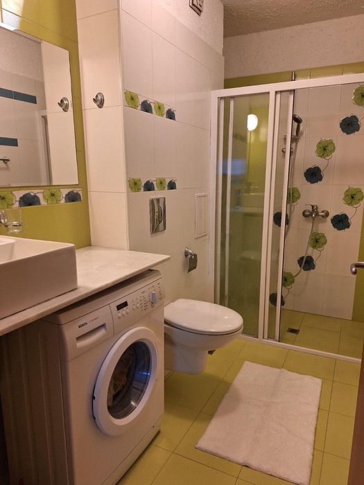 Дава се под наем Тристаен апартамент в София, Лозенец - 111 кв.м за 1100 € - Снимка #9