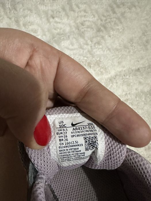 Кроссовки nike оригинал на девочку