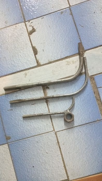 Продам метчики резьбы СССР