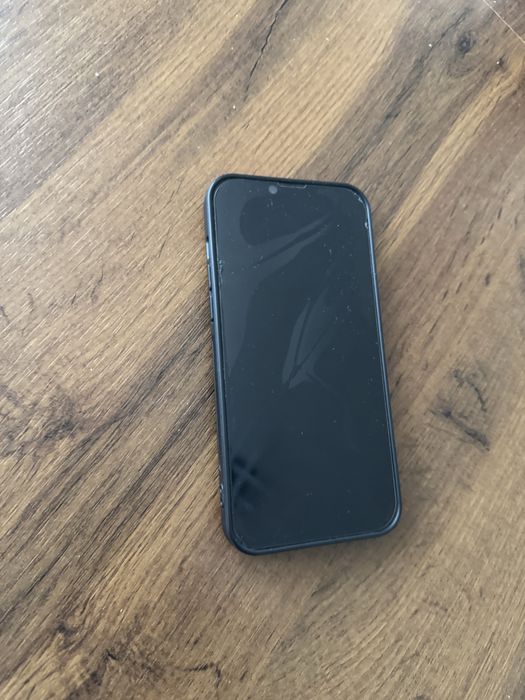 Продавам айфон 13 про макс 256