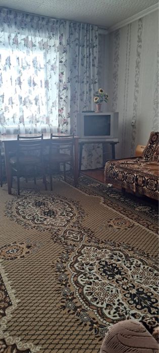 Продается 2-х комнатная квартира в Сортировке.