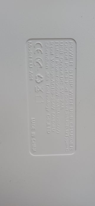 Разклонител със USB и USB c