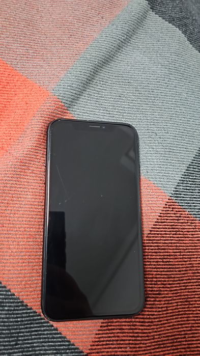 Продам Iphone XR 64 GB