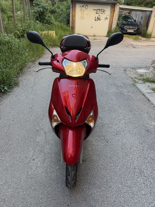 Honda Lead 110 перфектен