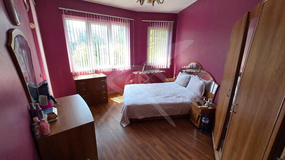 Продава се Тристаен апартамент в Пещера - 113 кв.м за 1098 €/кв.м - Снимка #3