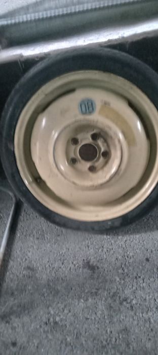 Продам одну запаску