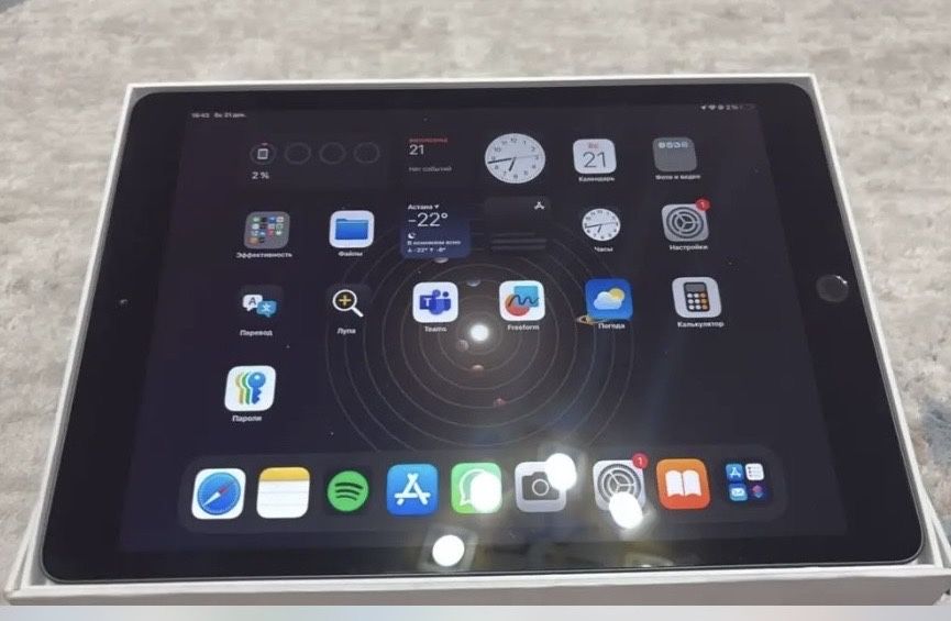 Продам іPad 8, 128 mb