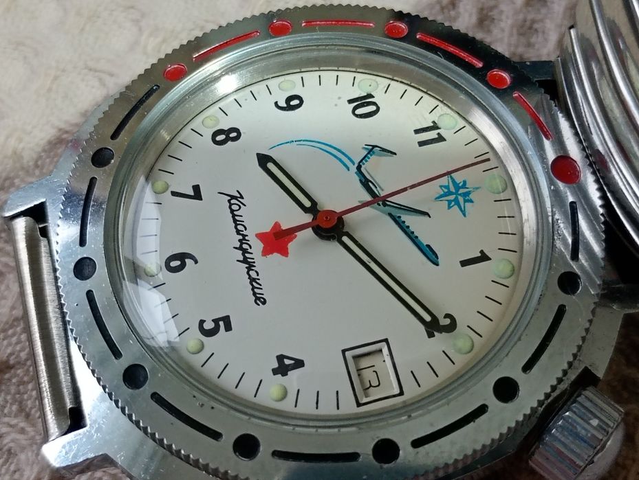 Прекрасен Стар Руски Механичен часовник Восток Командирски