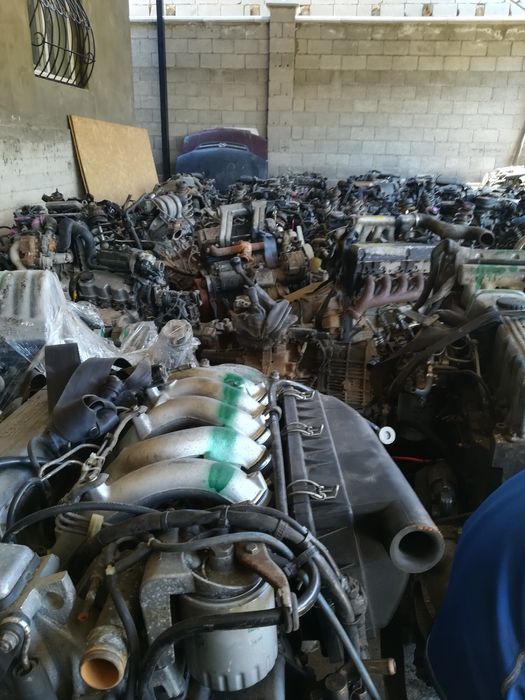 Двигатель на Фольксваген Пассат Гольф Шаран2.8 Т4 Вента