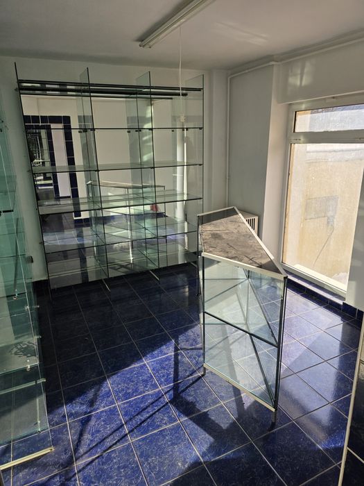 Spatiu comercial 64m2