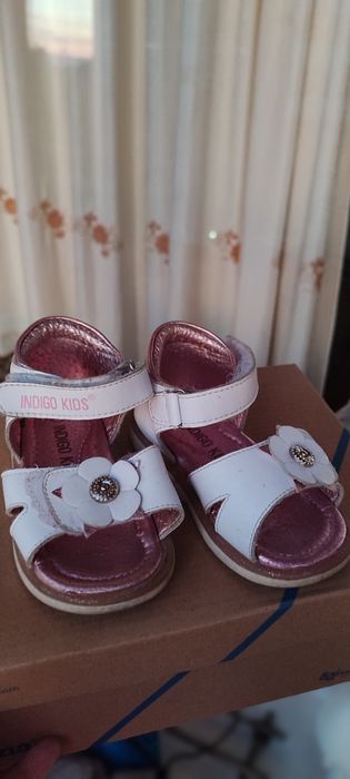 Летняя обувь для девочки